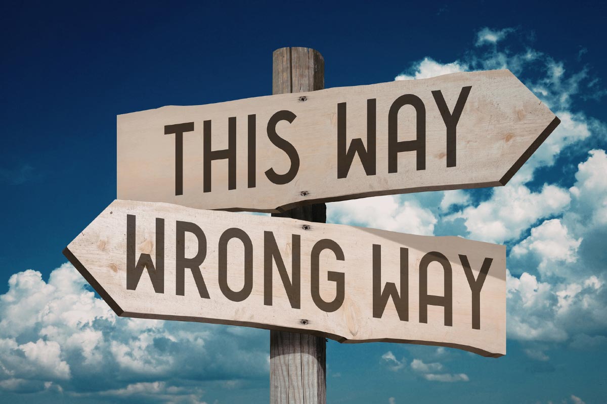 Directional sign representing strategic choices in IT growth planning